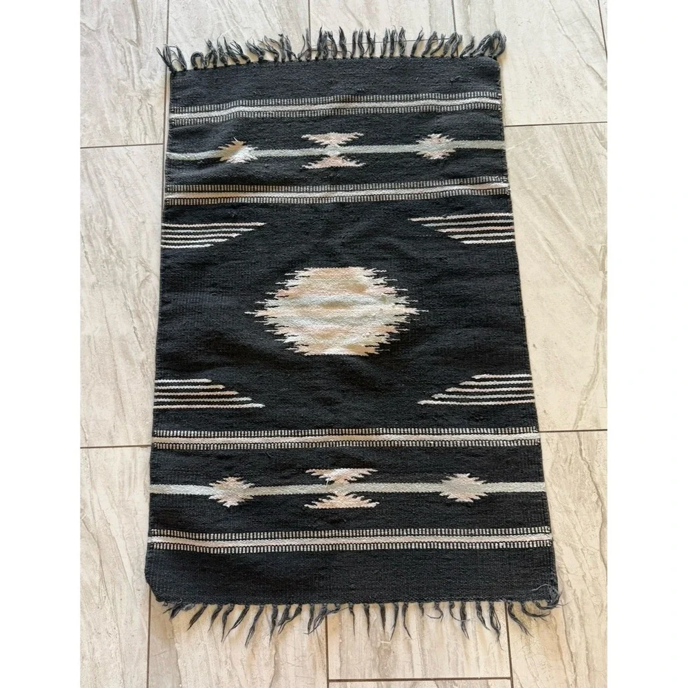 Vintage Mexican Handwoven Area Rug Small Southwestern Accent Entryway Mat 40
